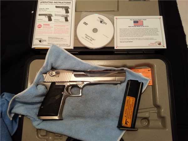 MAGNUM RESEARCH DESERT EAGLE .50AE.7.jpg